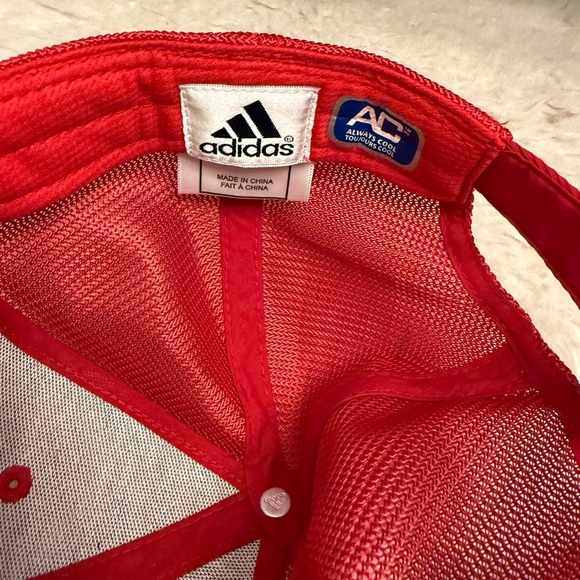 Adidas Bold Red Mesh Cap - Picture 3 of 6
